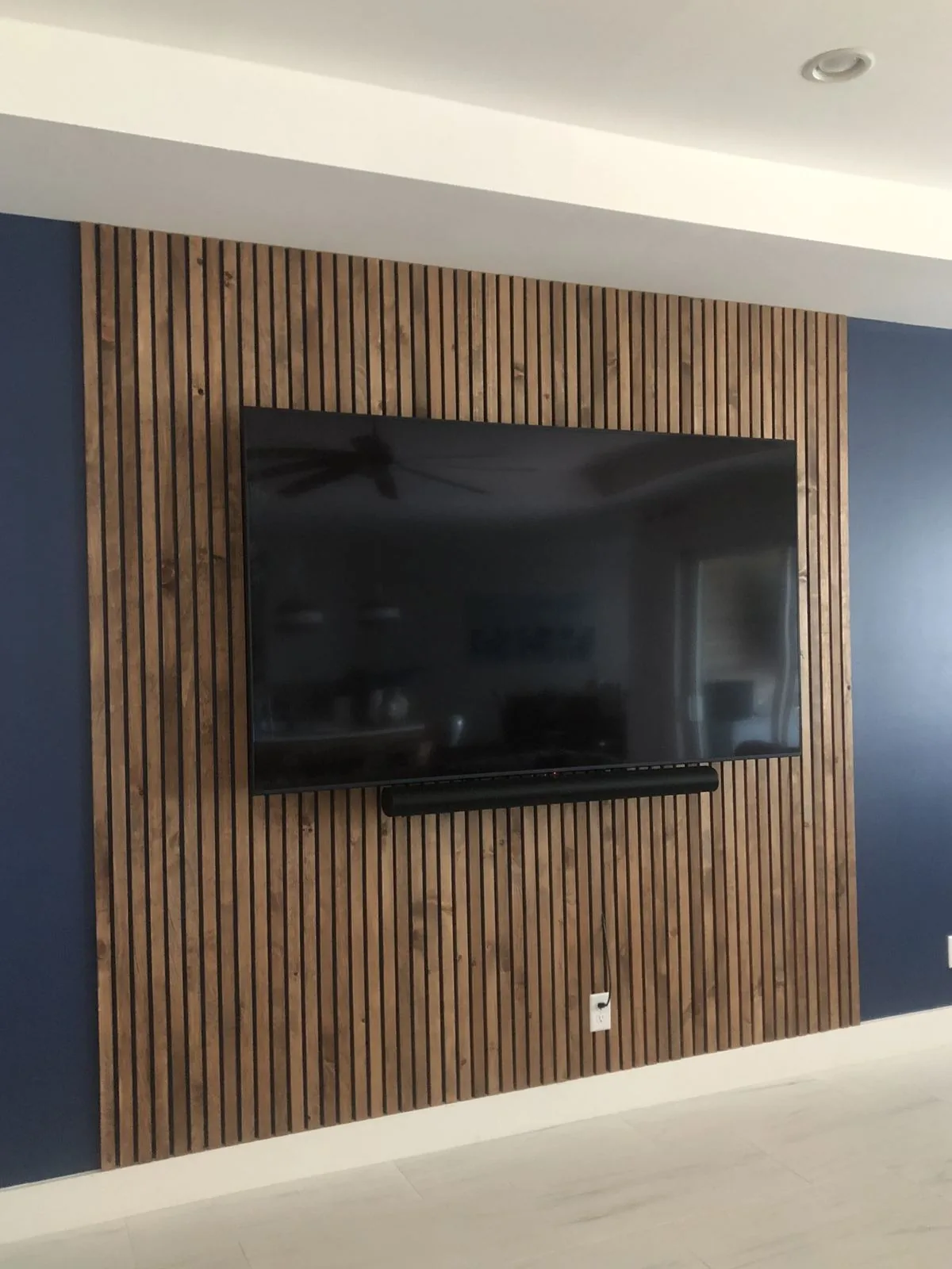 Wood Slatwall Bob — Babcock Handyman Services